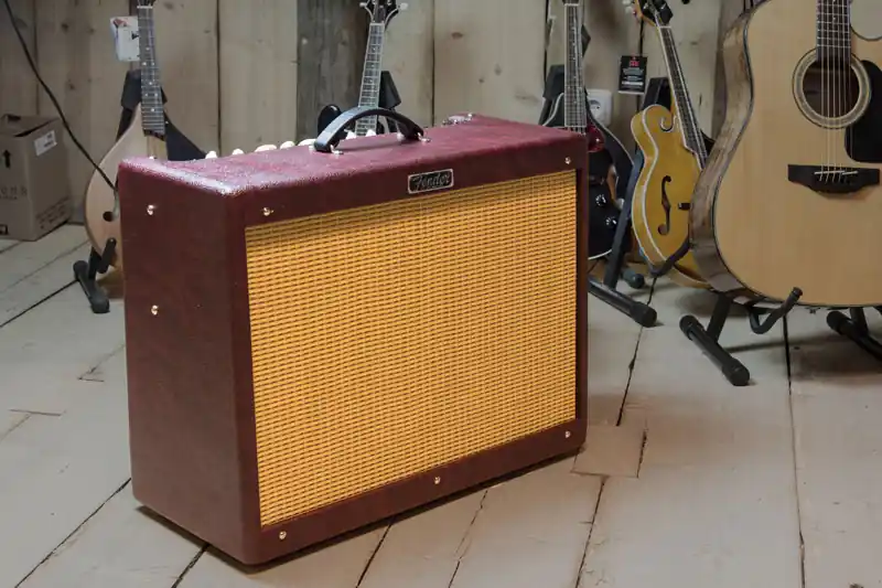 Rabatt Fender FSR Hot Rod DLX Wine / Wheat