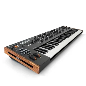 Mega-Angebot Novation Summit