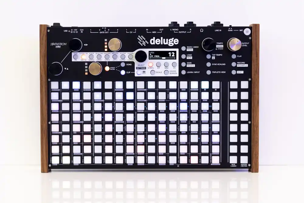 Neuheit Synthstrom Audible Deluge