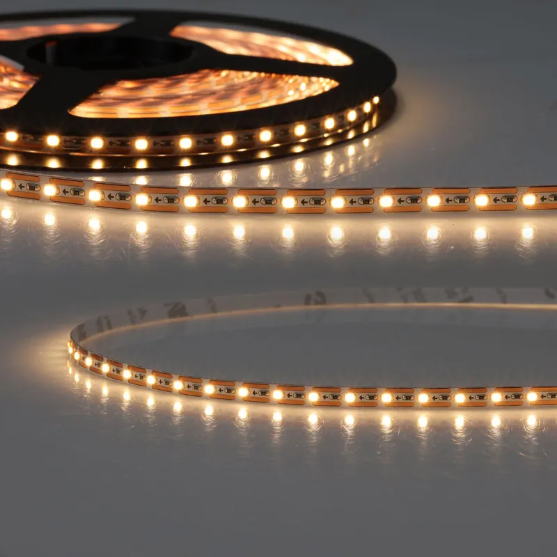 ISOLED LED CRI930 MiniAMP Flexband, 24V DC, 7W, IP20, 3000K, 500cm, Kabel beids. + maleAMP Kracherpreis
