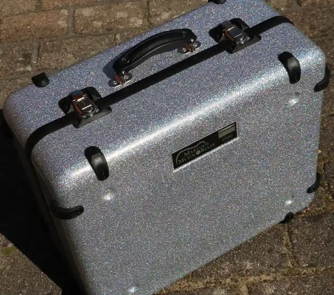 Solange Der Vorrat Reicht Pedal Box grey diamond glitter