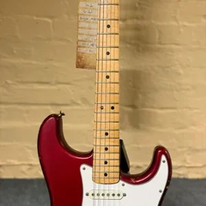 Fender The Strat CAR 1980 SH Direkt Vom Hersteller