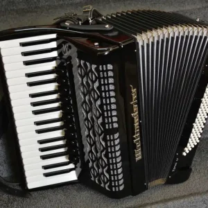 Wochenendangebot Weltmeister Akkordeon TOPAS IV 37/96/IV/11/5 SI Black