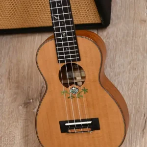 Leho LHUS-CSM-CEL Celebration Sopran Ukulele Zeder inkl. Gigbag Sichere Zahlung