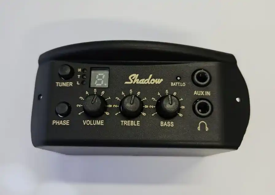 Letzte Chance Traveler Guitar - Spare Part - Shadow Headphone Preamp