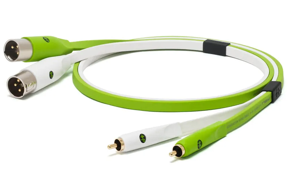 Oyaide Neo d+ - Cinch - 2x XLR Male Kracherpreis