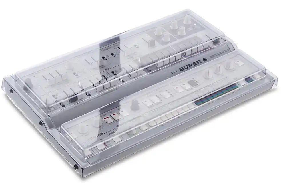 Decksaver UDO Audio SUPER 6 Desktop Finale Aktion